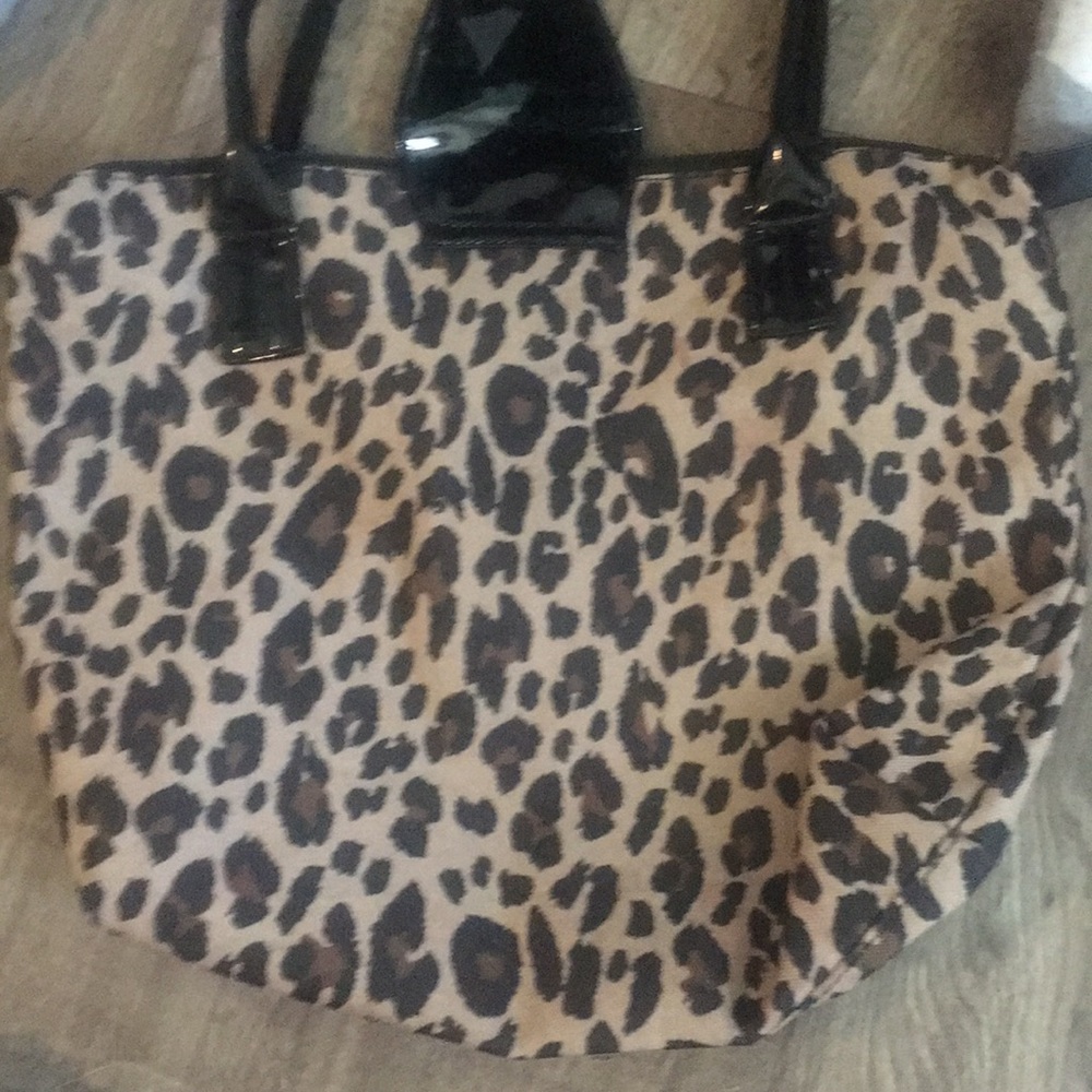 Purses - Picture 2 of 4